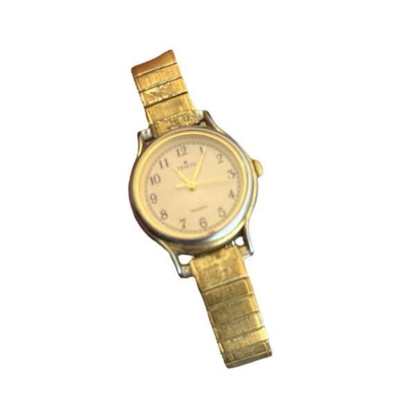 Vintage Jemis Ladies Watch Quartz Gold Tone Round Face Needs Battery - Picture 2 of 6